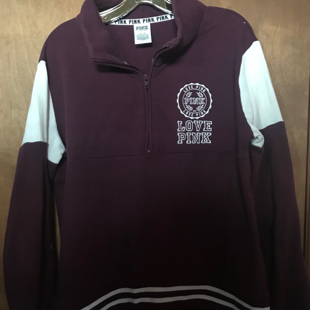 Women’s sweatshirt